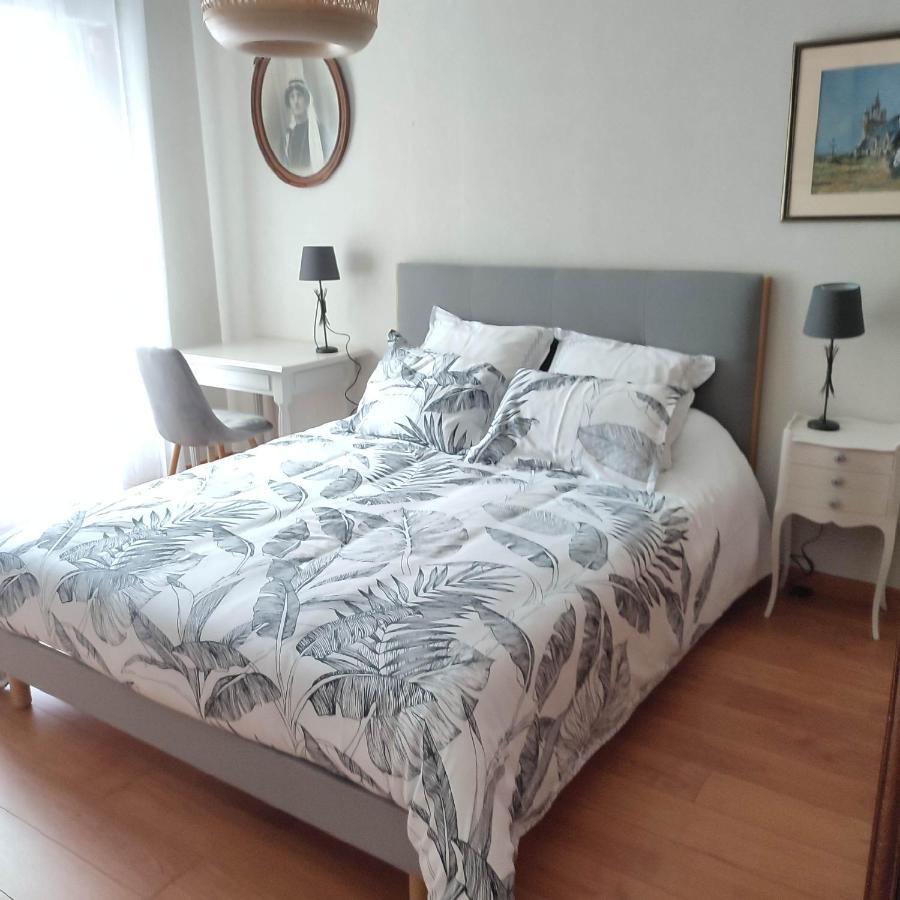 Maison Classee 3 Etoiles, Grand Jardin Clos Au Calme Proche Centre Ville, 10 Min Des Plages Ferienhaus